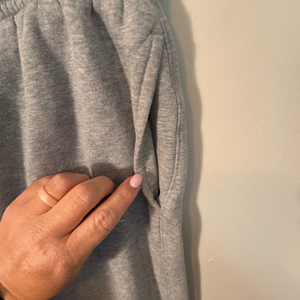 Nike Men’s Sportswear Club Fleece Jogger Pants Heather Gray Elastic Waist Sz XL - Picture 6 of 11
